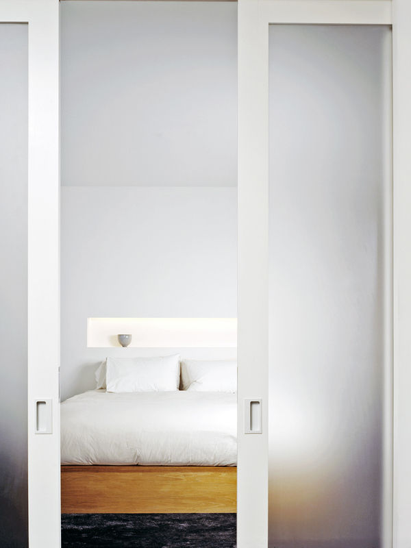 White-street-loft_bedroom-doors-600-xxx_q80